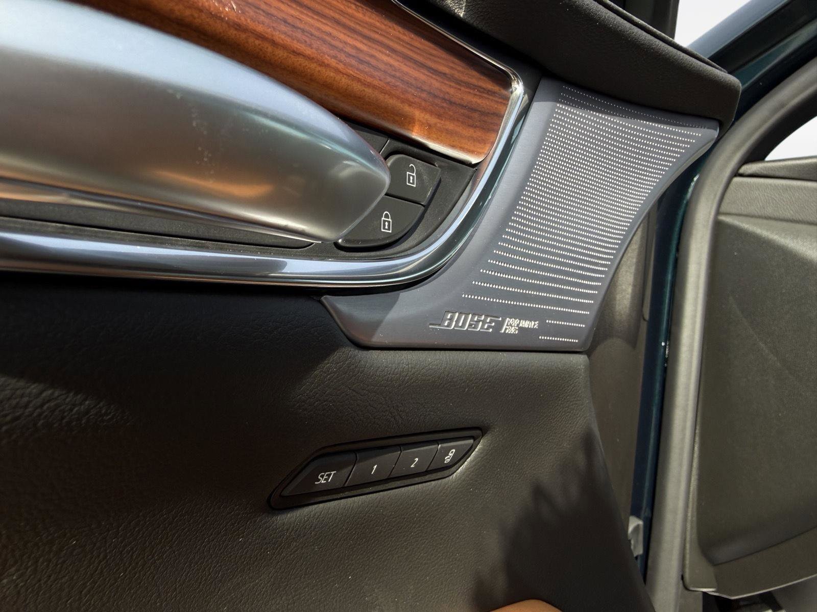 New 2026 Cadillac XT5 Premium Luxury w/ Driver Assist Package image 14