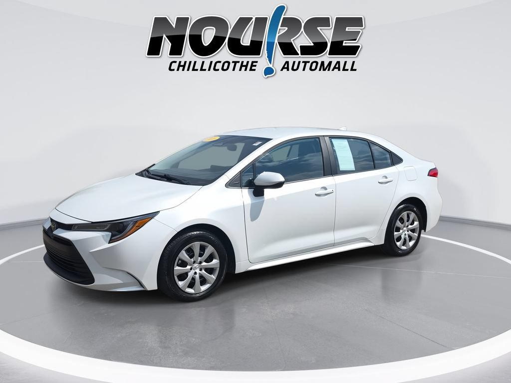Used 2026 Toyota Corolla LE FWD image 4