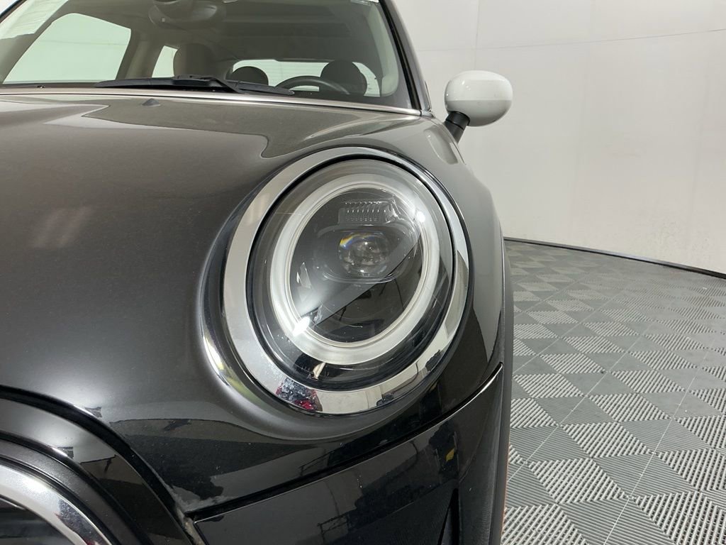Certified 2024 MINI Cooper SE image 8