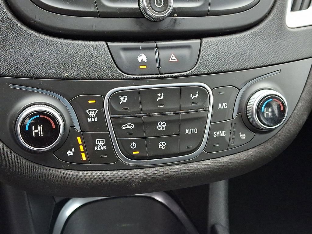 Used 2020 Chevrolet Malibu LT image 16