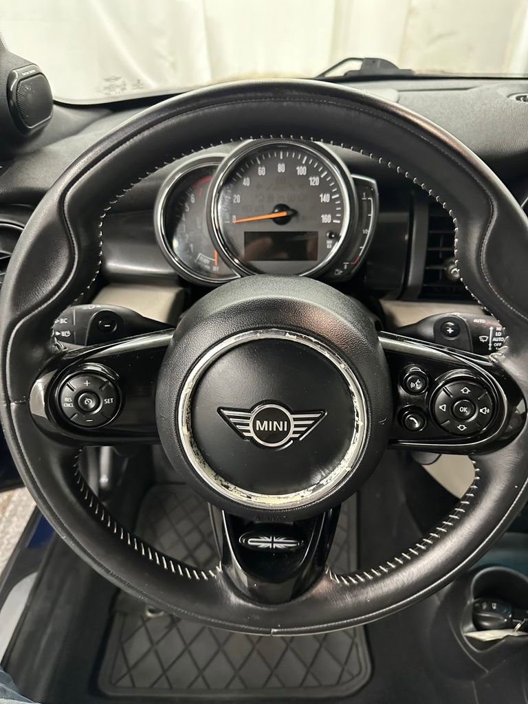 Used 2019 MINI Cooper S image 15