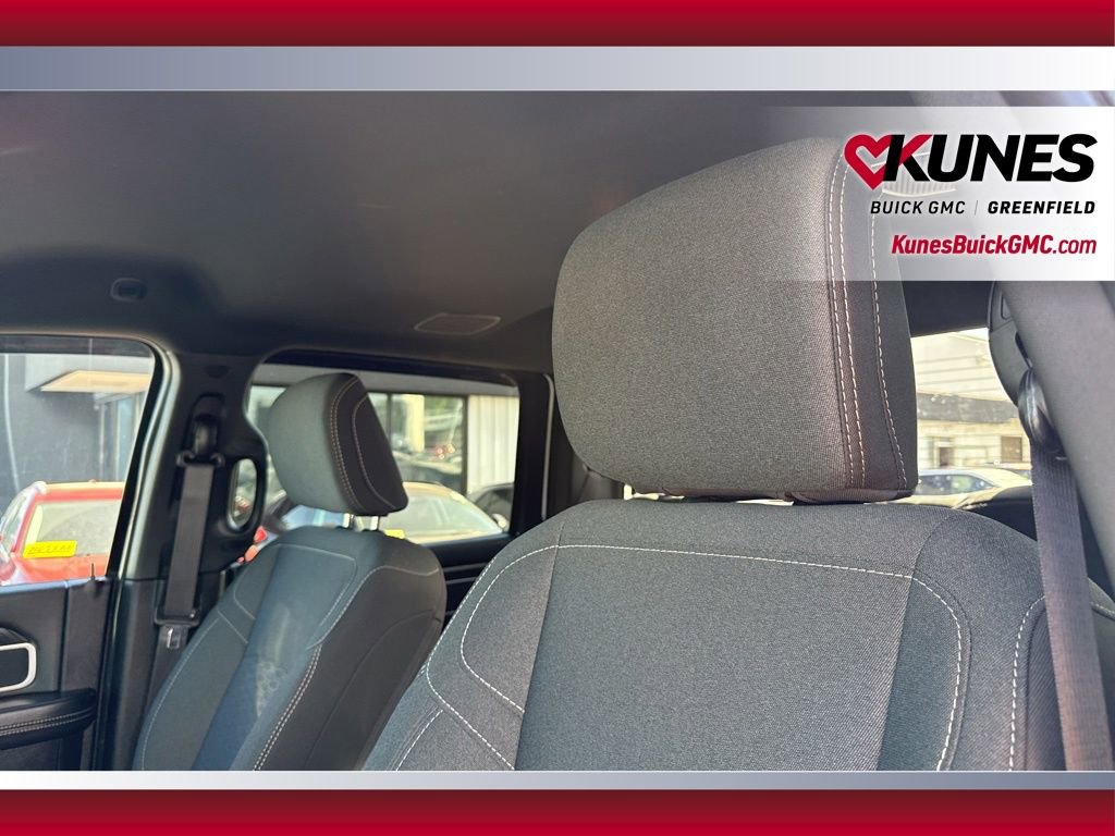 Used 2025 RAM 2500 Big Horn AWD/4WD image 15