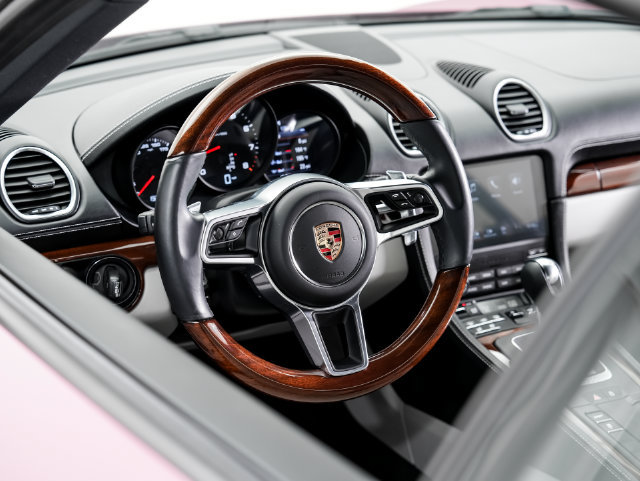 Certified 2025 Porsche 718 Cayman RWD image 9