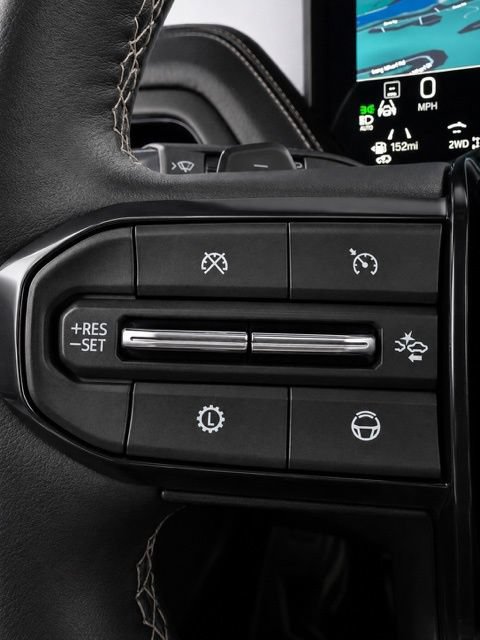 Used 2025 GMC Yukon Denali Ultimate AWD/4WD image 51