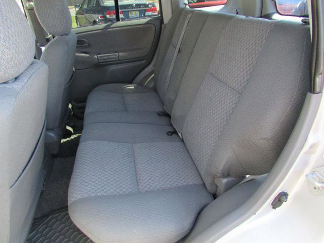 Used 2001 Chevrolet Tracker 4WD w/ Preferred Equipment Group image 14