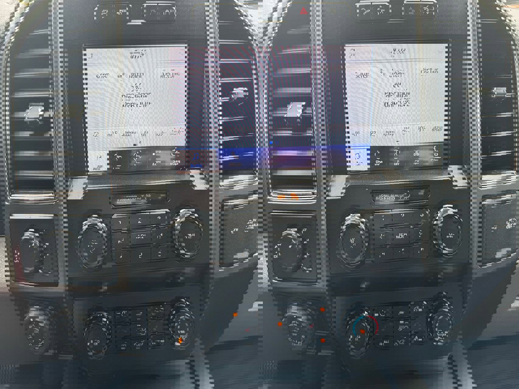 Used 2020 Ford F150 XLT w/ Equipment Group 302A Luxury AWD/4WD image 19