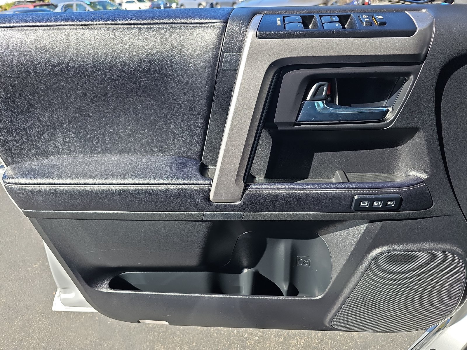 Used 2024 Toyota 4Runner Limited AWD/4WD image 29