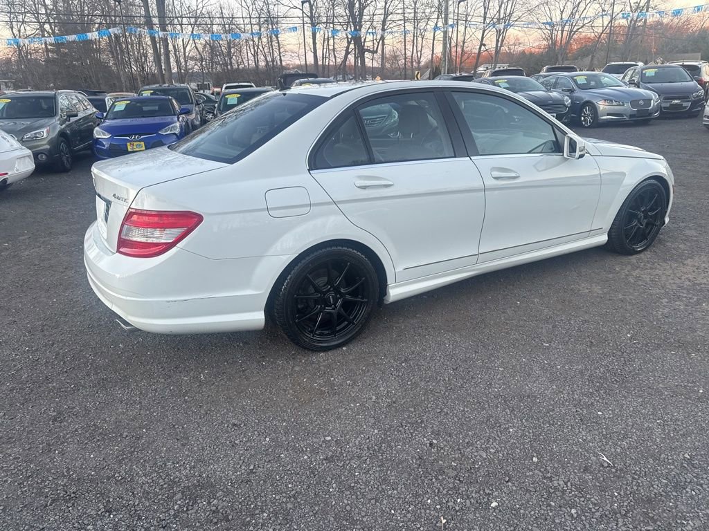 Used 2011 Mercedes-Benz C 300 4MATIC Sedan image 15