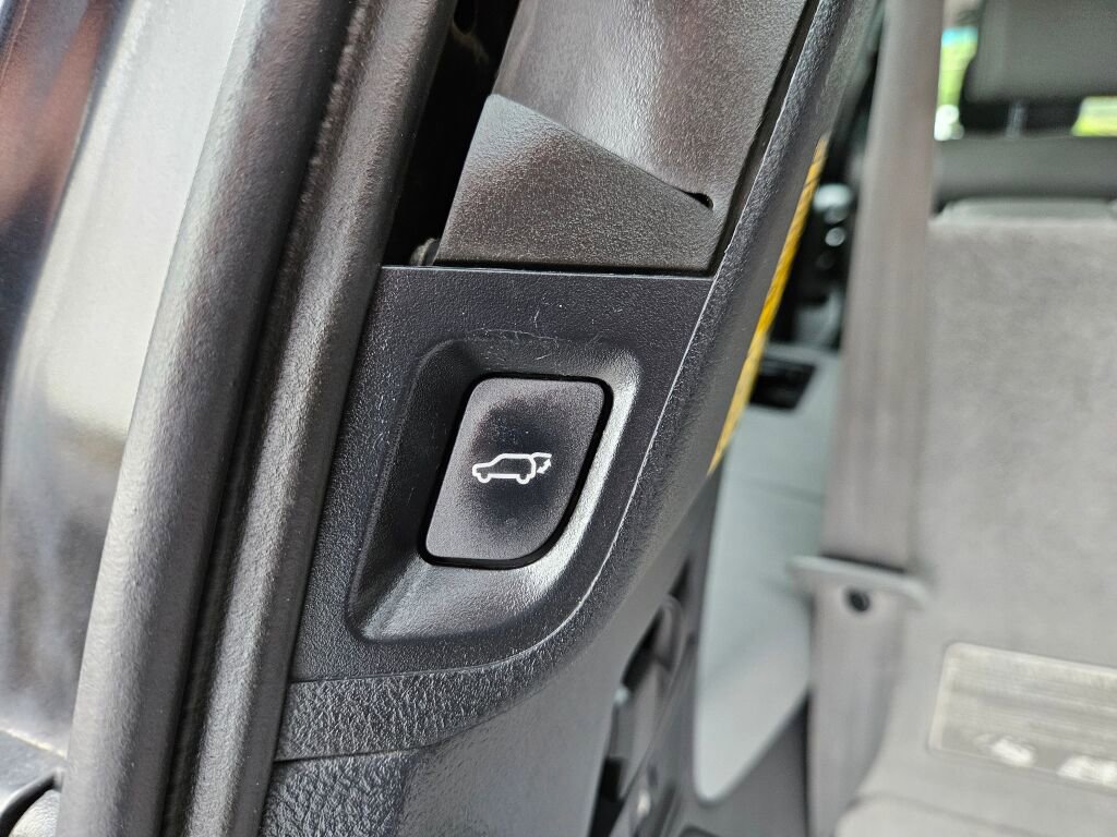 Used 2012 Toyota Sequoia Platinum image 19