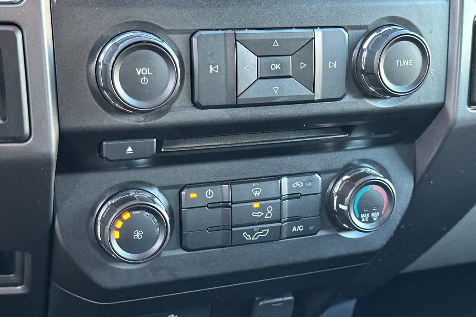 Used 2018 Ford F150 XLT image 19