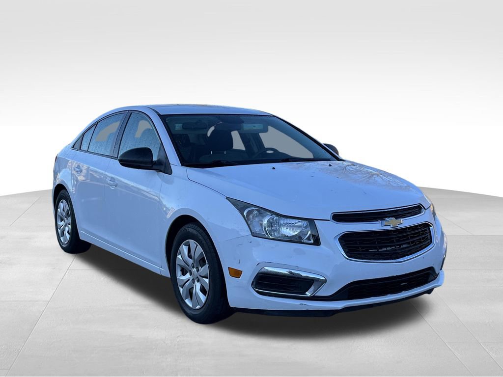 Used 2015 Chevrolet Cruze LS image 1