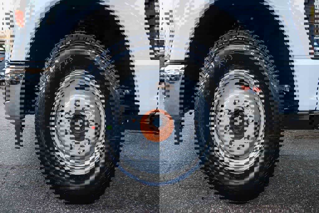 New 2026 Ford F350 XL w/ XL Chrome Package image 11