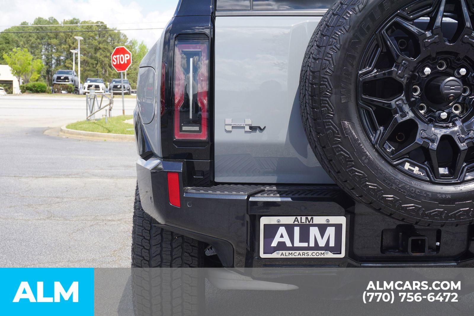 Used 2025 GMC Hummer EV 2X image 17