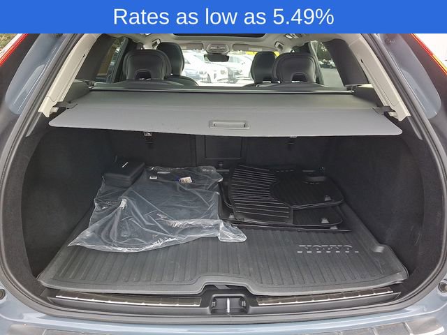 Certified 2023 Volvo XC60 B5 Plus w/ Climate Package image 32