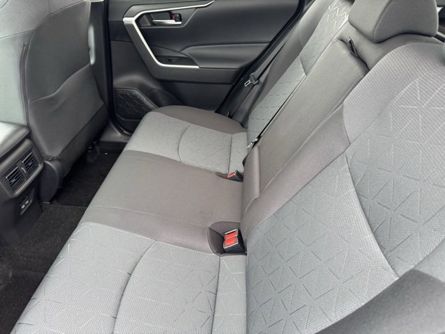 Used 2025 Toyota RAV4 XLE image 7