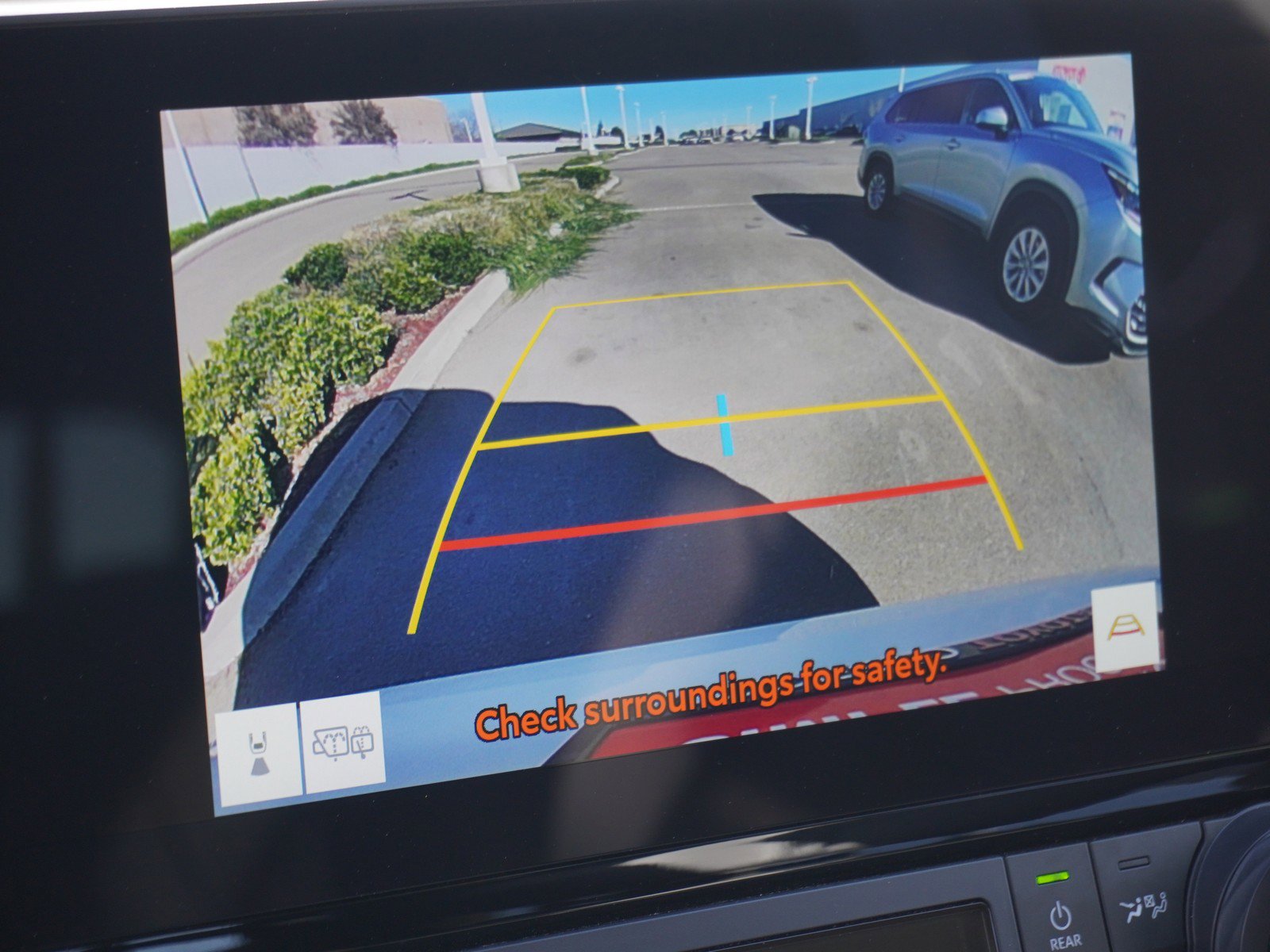 Used 2025 Toyota Grand Highlander AWD image 30