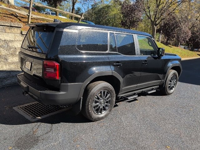 Used 2024 Toyota Land Cruiser 1958 image 3
