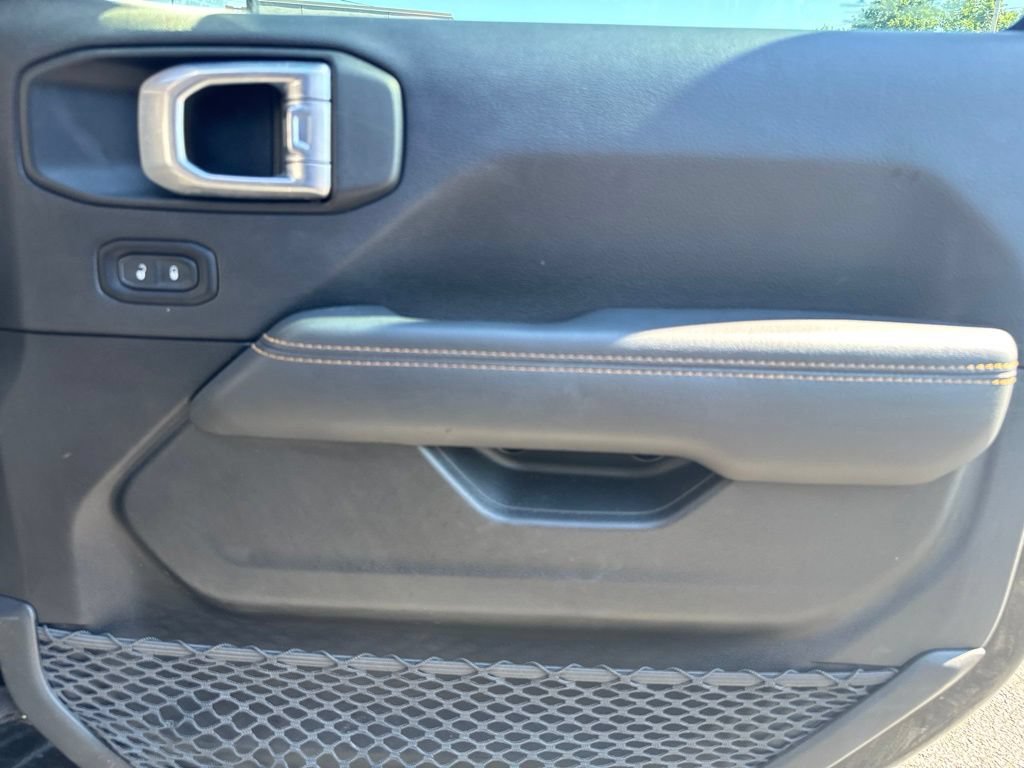 Used 2021 Jeep Wrangler Unlimited Sahara AWD/4WD image 67