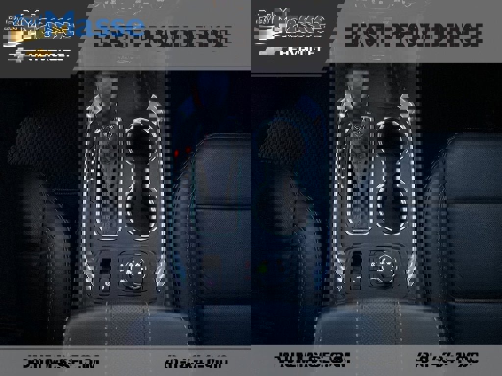 Used 2021 Chevrolet Traverse Premier w/ Redline Edition image 16