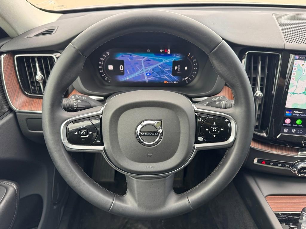 Certified 2023 Volvo XC60 B5 Plus w/ Climate Package image 11