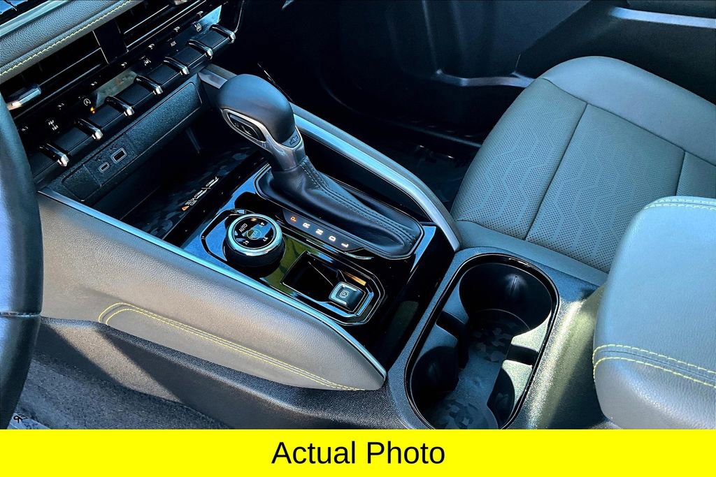 Used 2023 Chevrolet Colorado ZR2 w/ ZR2 Convenience Package III image 14