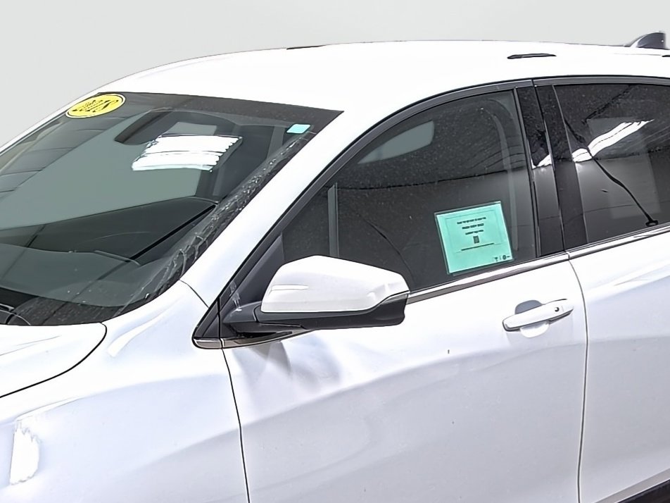 Used 2018 Chevrolet Equinox LT FWD image 8