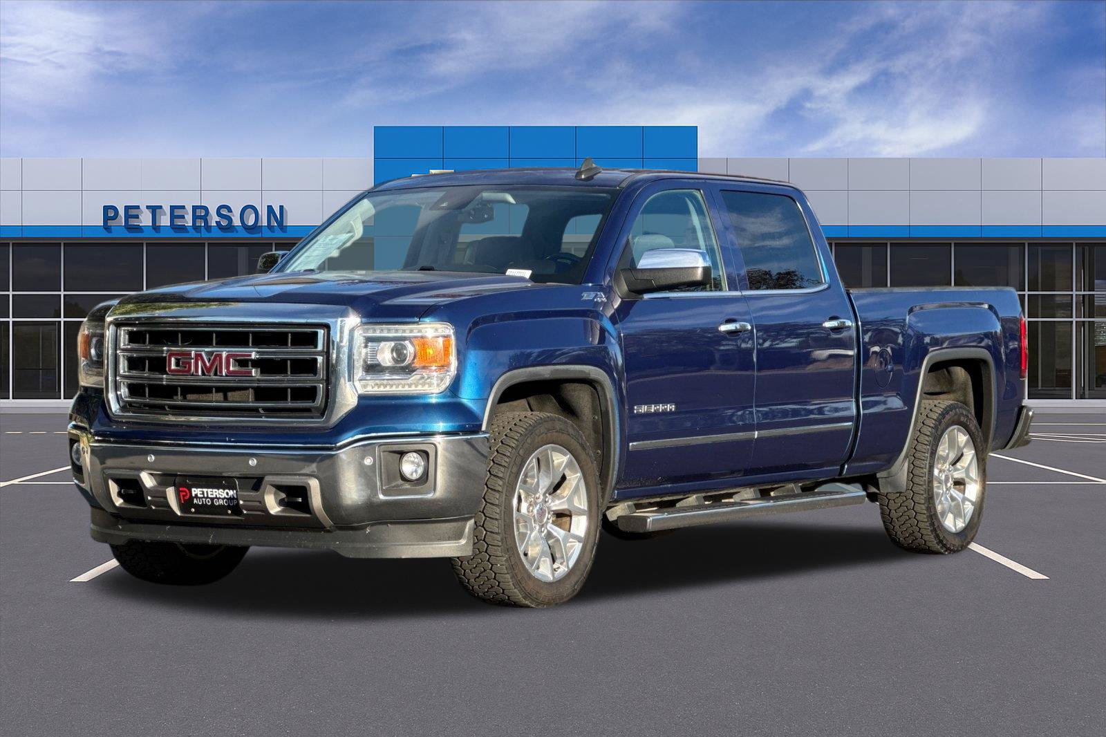 Used 2015 GMC Sierra 1500 SLT w/ SLT Crew Cab Value Package AWD/4WD image 8