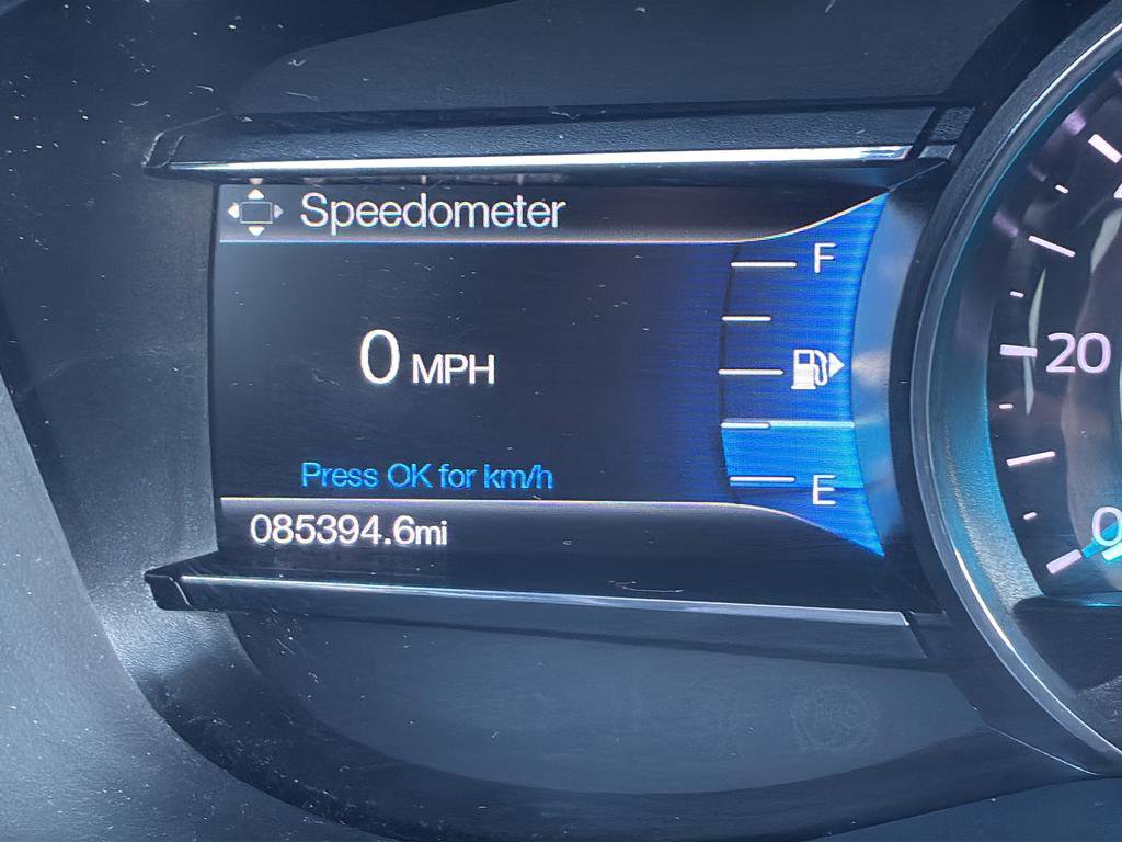 Used 2017 Ford Explorer XLT w/ Equipment Group 202A FWD image 26