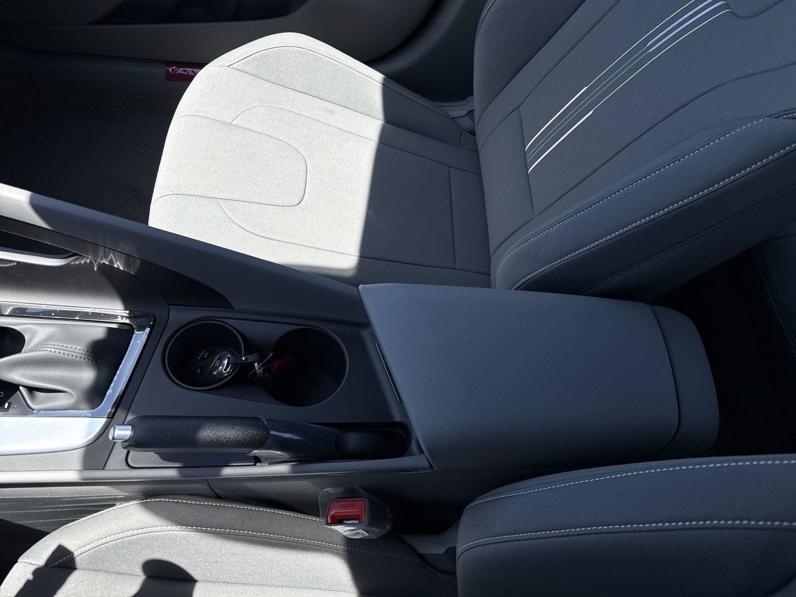 New 2026 Hyundai Elantra Sport FWD image 22