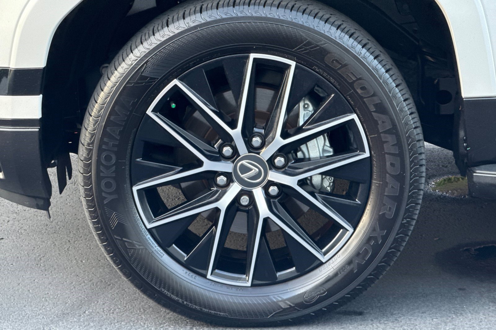 Certified 2024 Lexus GX 550 image 36