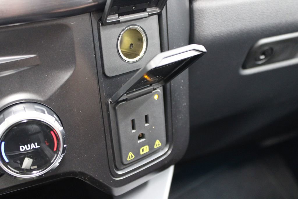 New 2026 Ford F250 Lariat w/ Black Appearance Package image 57