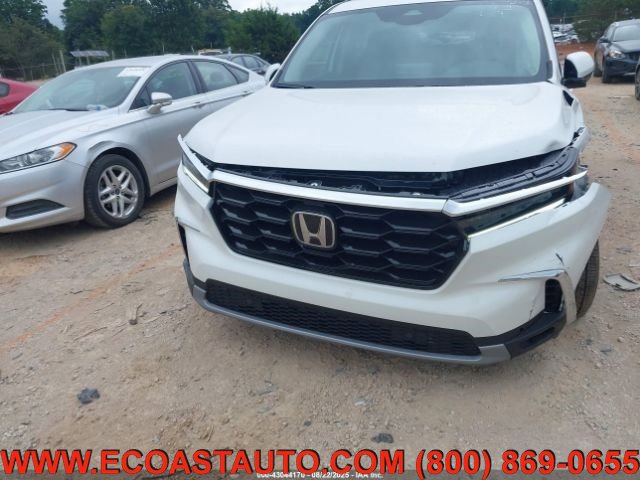 Used 2025 Honda Pilot Touring image 6