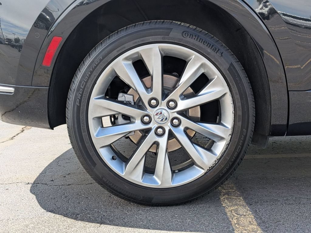 Used 2023 Buick Envision Avenir AWD/4WD image 12