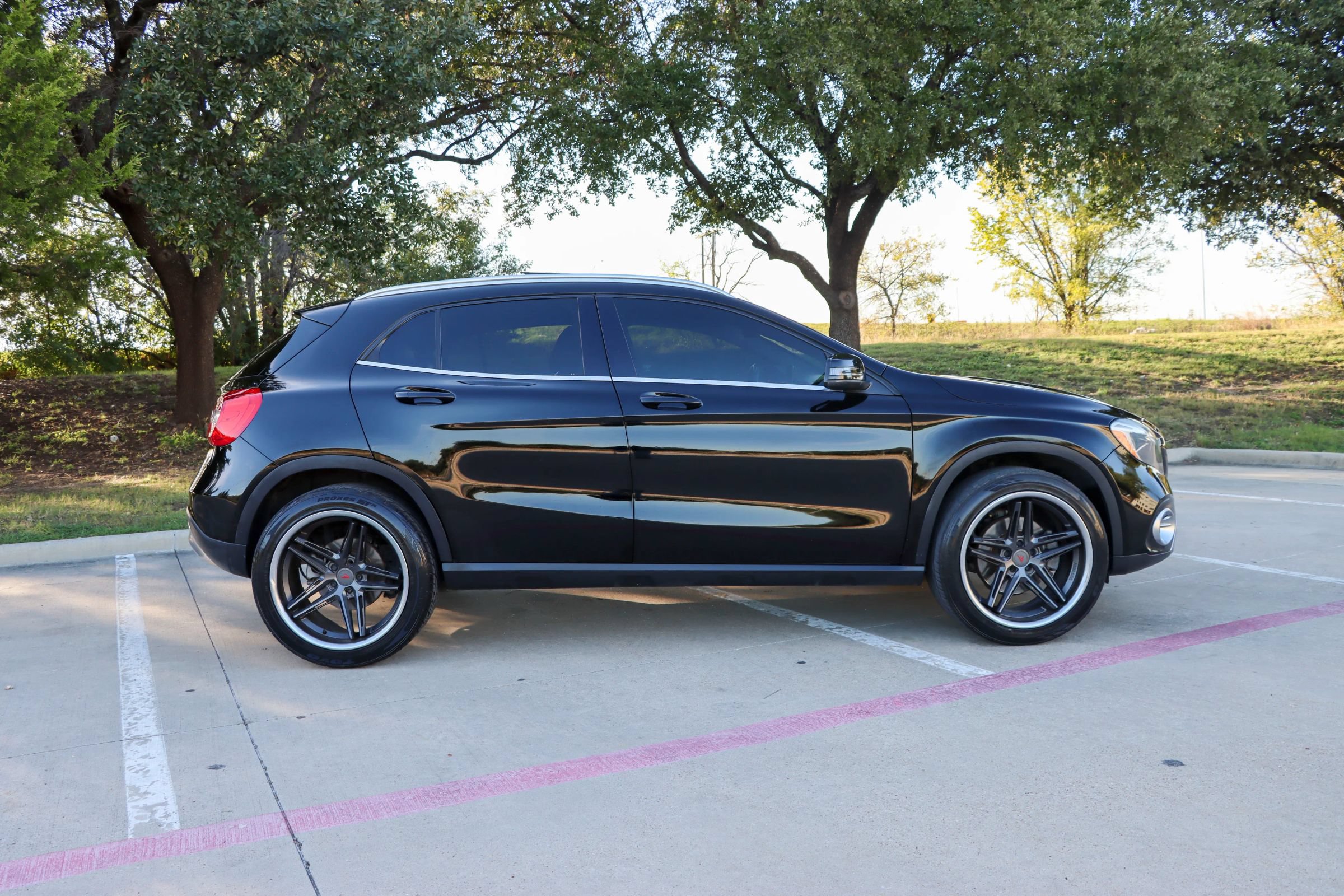Used 2018 Mercedes-Benz GLA 250 image 8