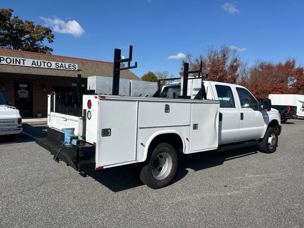 Used 2014 Ford F350 XL image 3