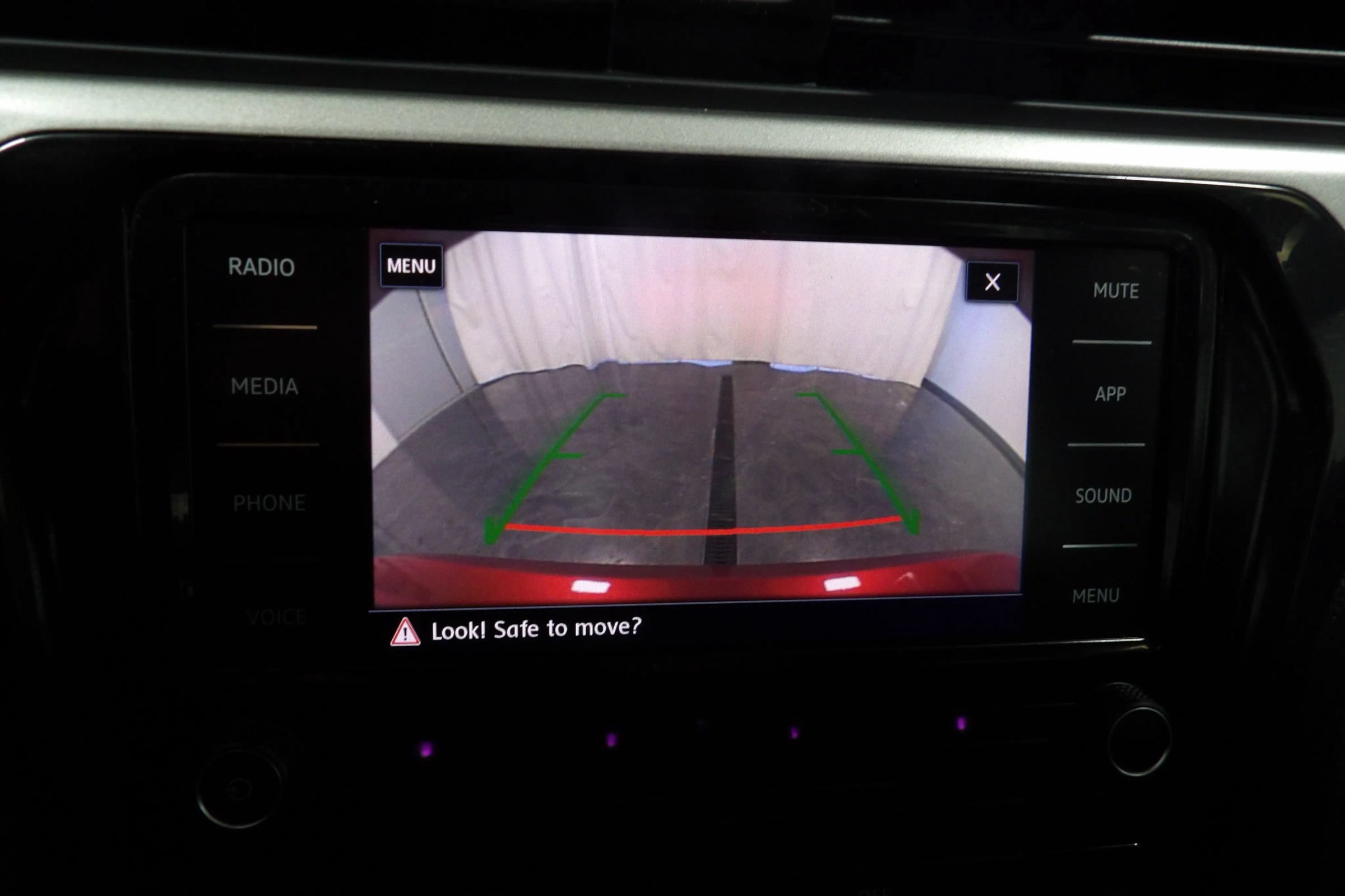 Used 2021 Volkswagen Passat 2.0T S FWD image 15