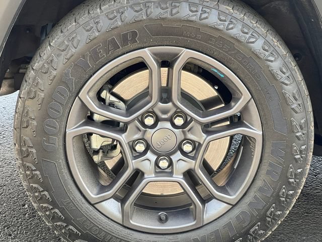 Used 2023 Jeep Grand Cherokee Trailhawk AWD/4WD image 7