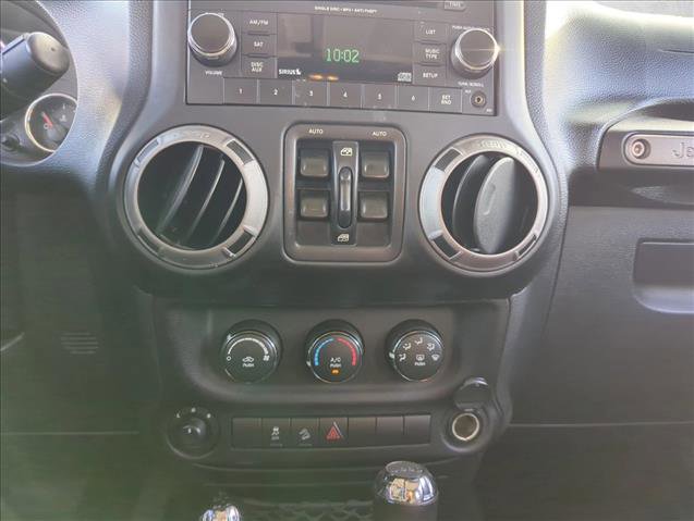 Used 2012 Jeep Wrangler Unlimited Sport image 11