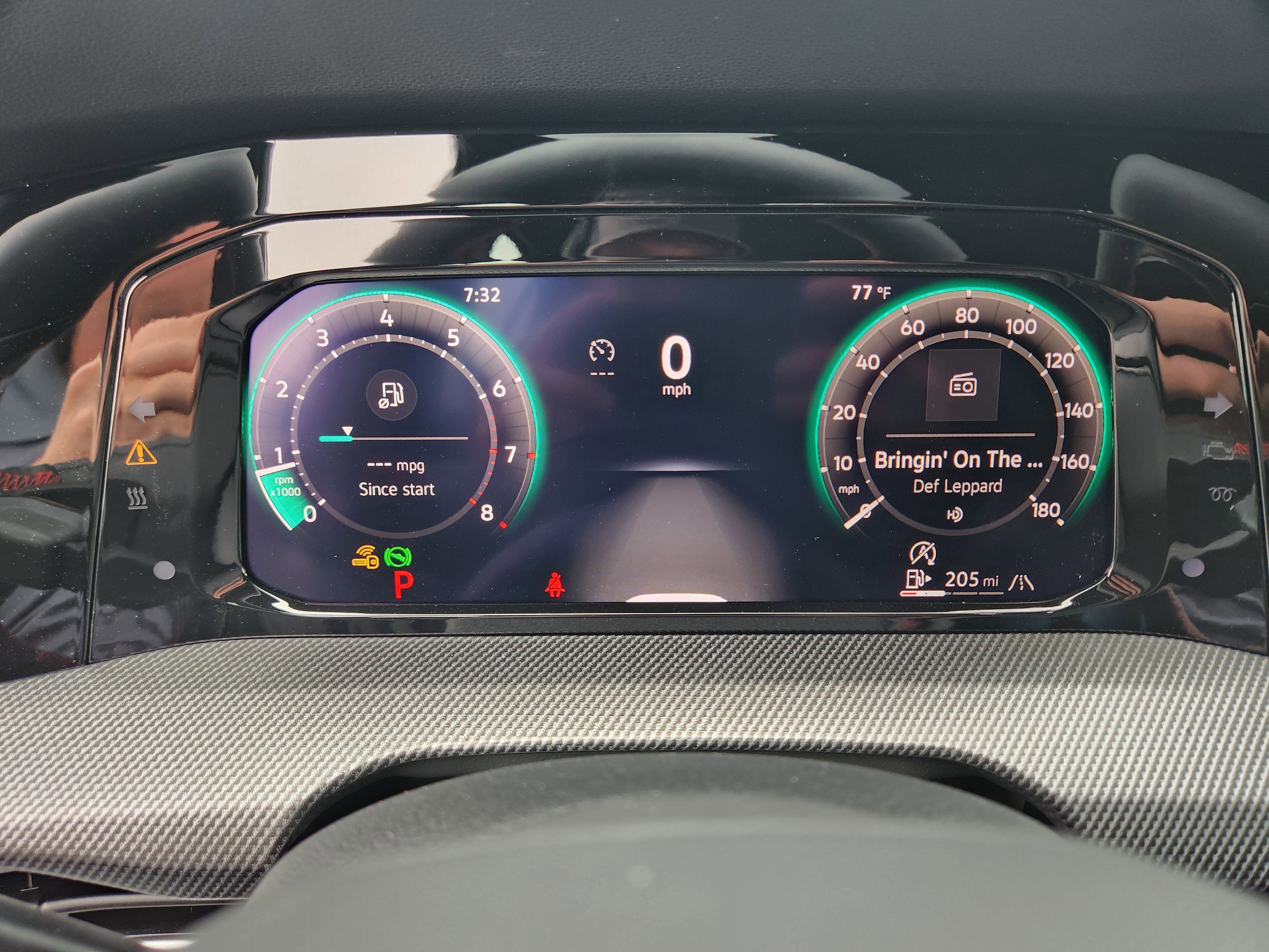 New 2025 Volkswagen Golf SE image 11