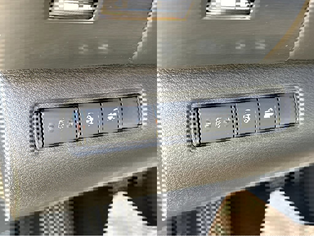 New 2025 Nissan Pathfinder Rock Creek image 15