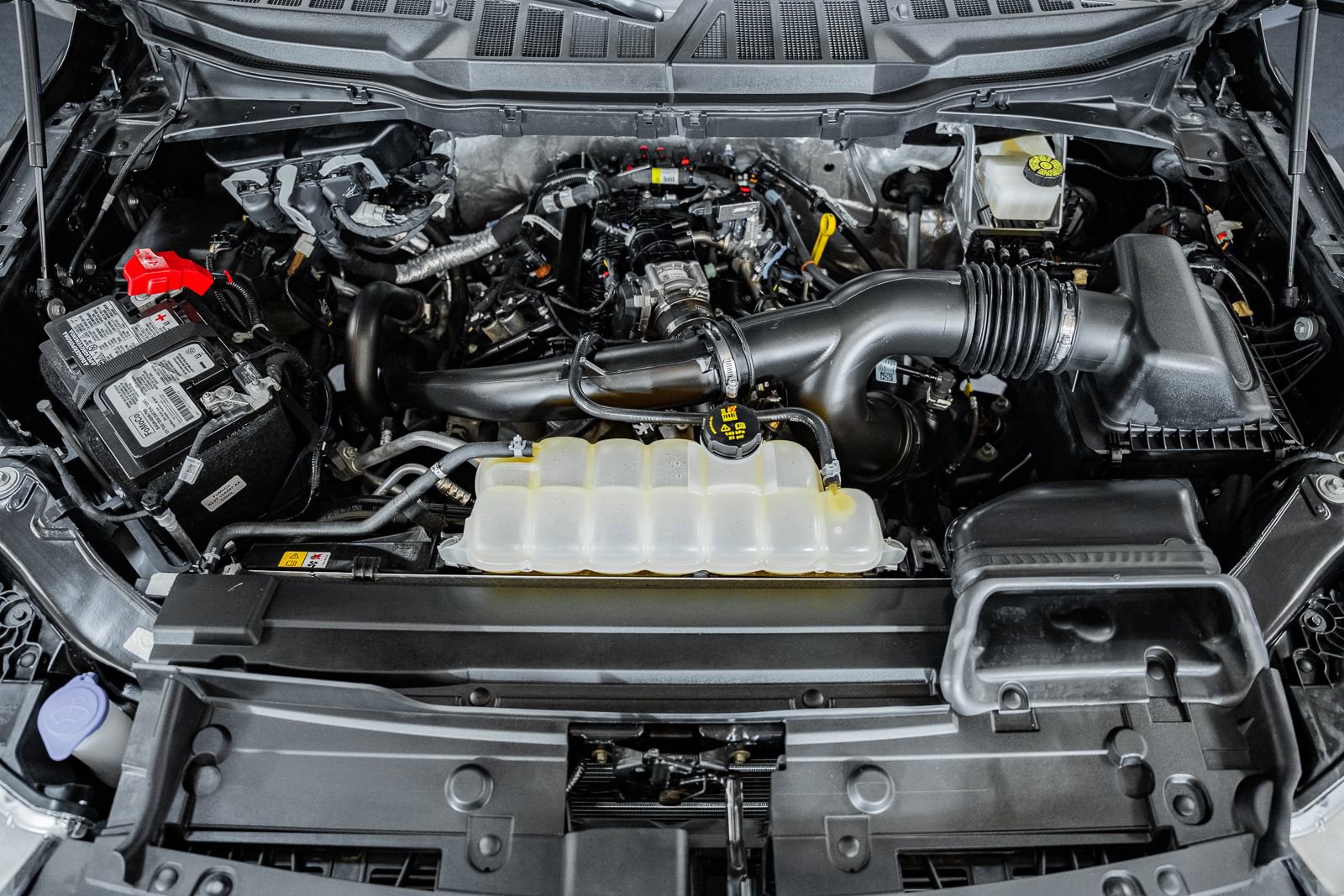 Certified 2023 Ford F150 Lariat w/ Equipment Group 502A High image 26