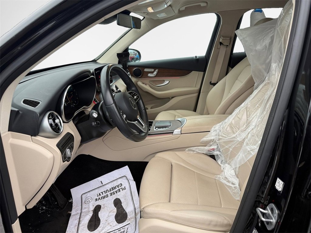 Used 2022 Mercedes-Benz GLC 300 4MATIC image 12