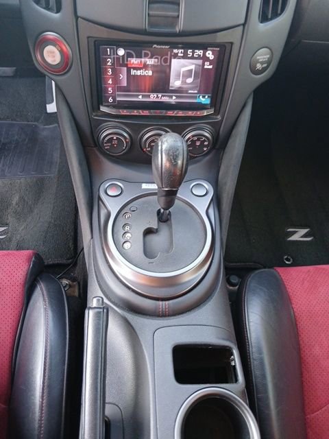 Used 2016 Nissan 370Z NISMO image 15