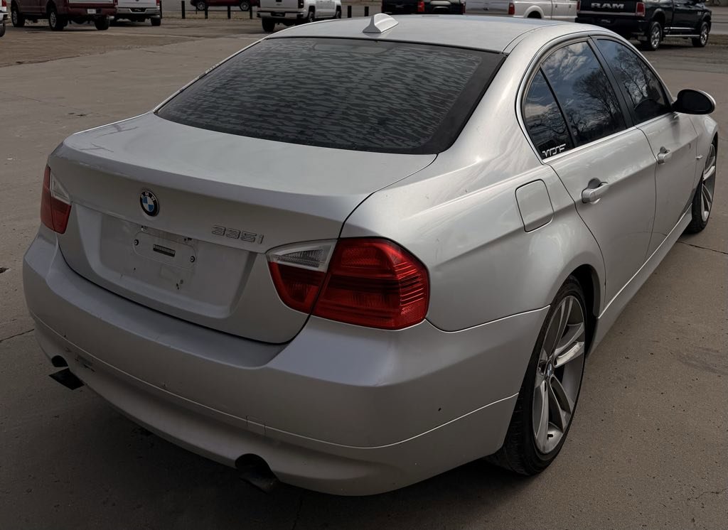 Used 2008 BMW 335i Sedan image 3