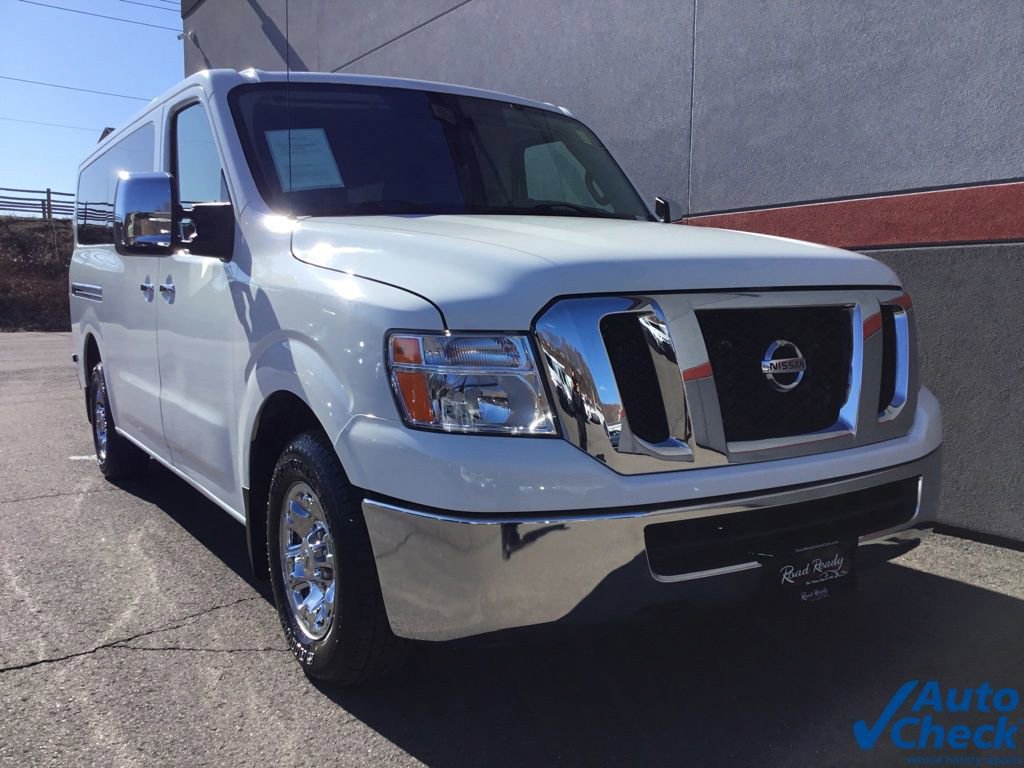 Used 2015 Nissan NV 3500 SV w/ Technology Package image 3