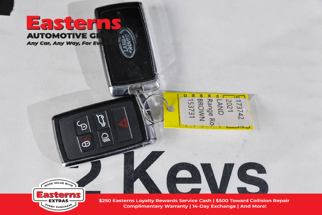 Used 2021 Land Rover Range Rover Evoque R-Dynamic S AWD/4WD image 24