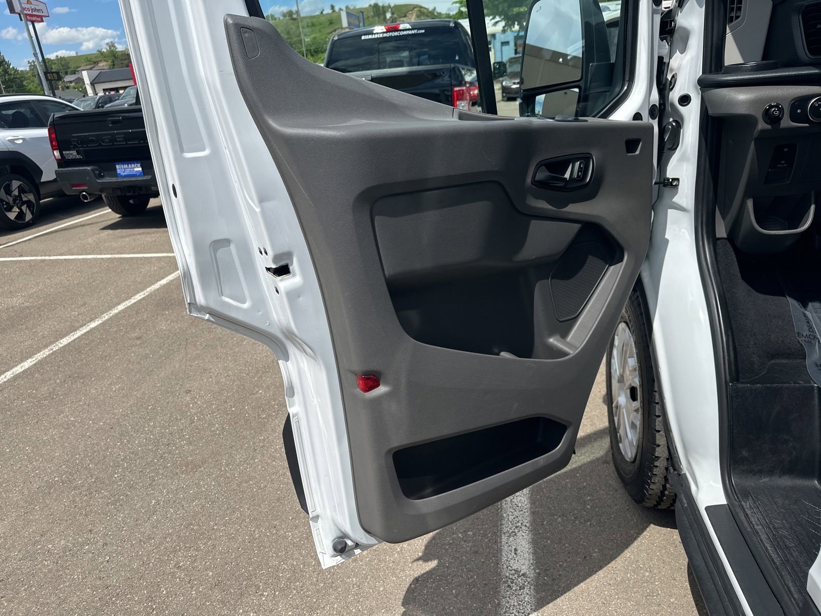 Used 2023 Ford Transit 350 XLT RWD image 14