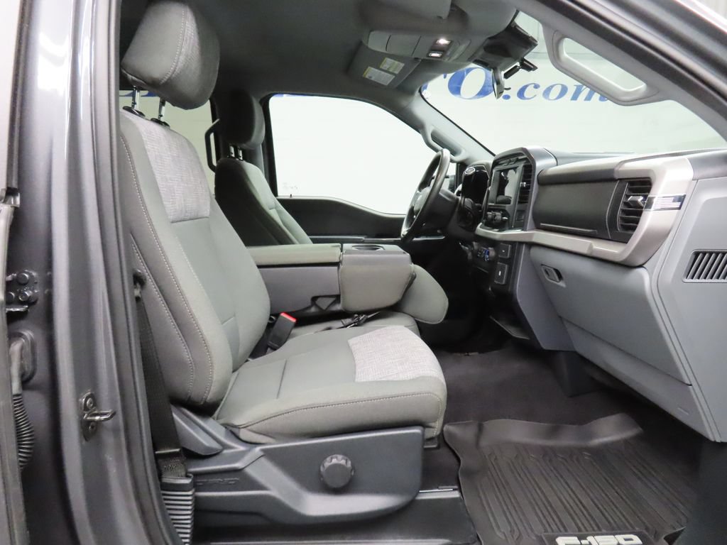 Used 2023 Ford F150 XLT AWD/4WD image 28