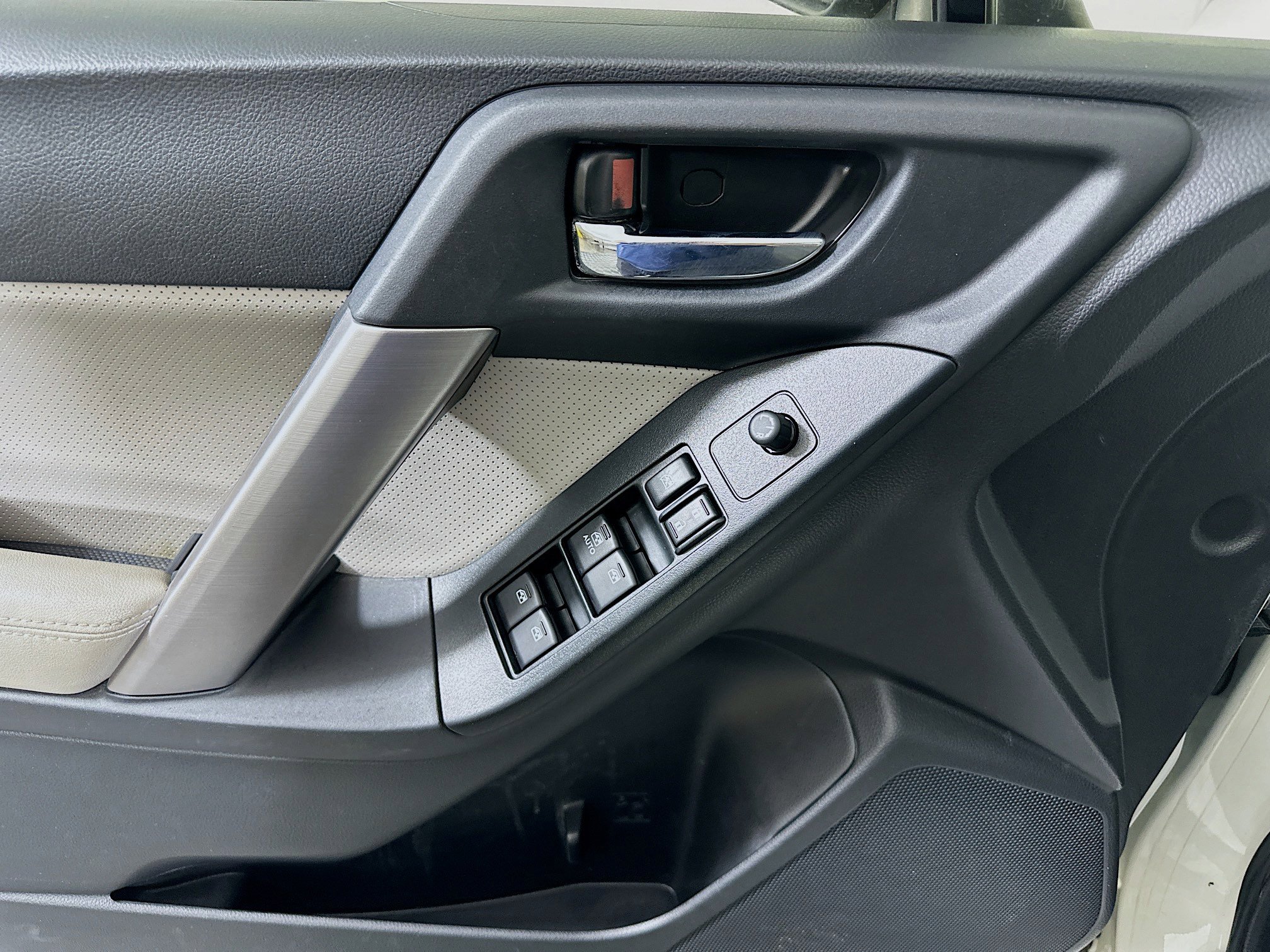 Used 2015 Subaru Forester 2.5i Limited w/ Popular Package #1 image 15