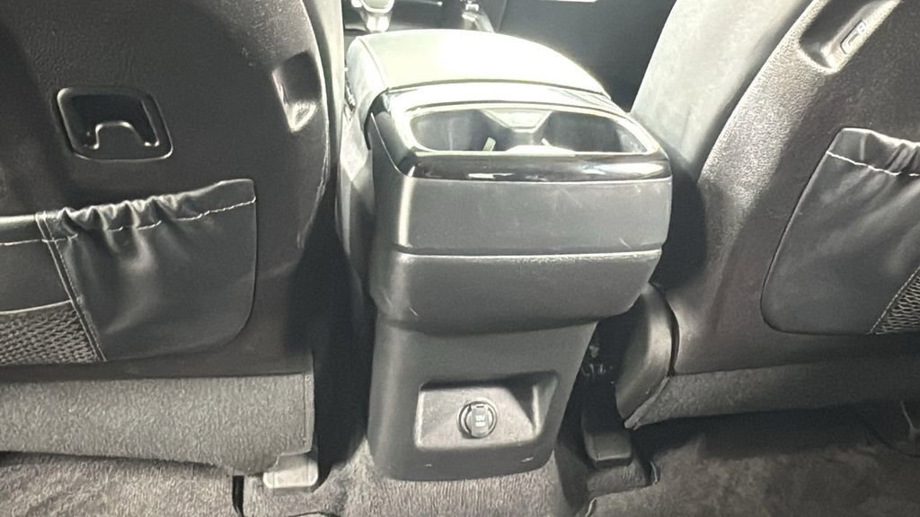 Used 2025 Kia Telluride S image 39